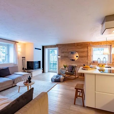 Apartment Casa Giardini In Dolonne - Happy Courmayeur