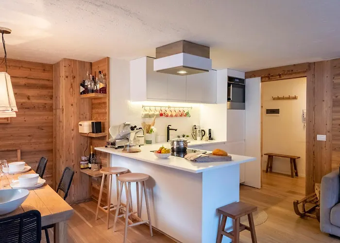 Apartment Casa Giardini In Dolonne - Happy Courmayeur
